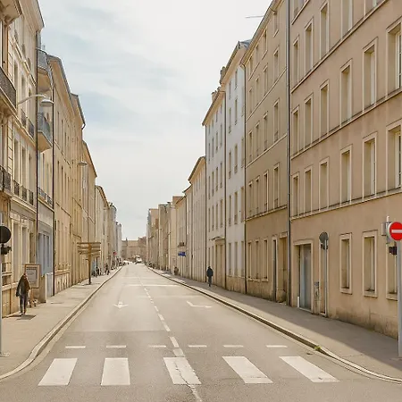 Апартаменты Le Charles Iii : Elegance Et Serenite Нанси