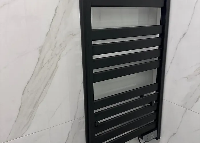 Le Charles Iii : Elegance Et Serenite